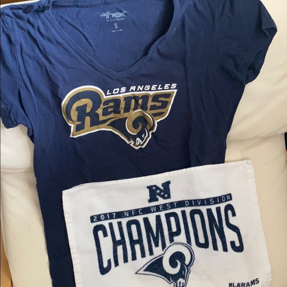 LA Rams shirt